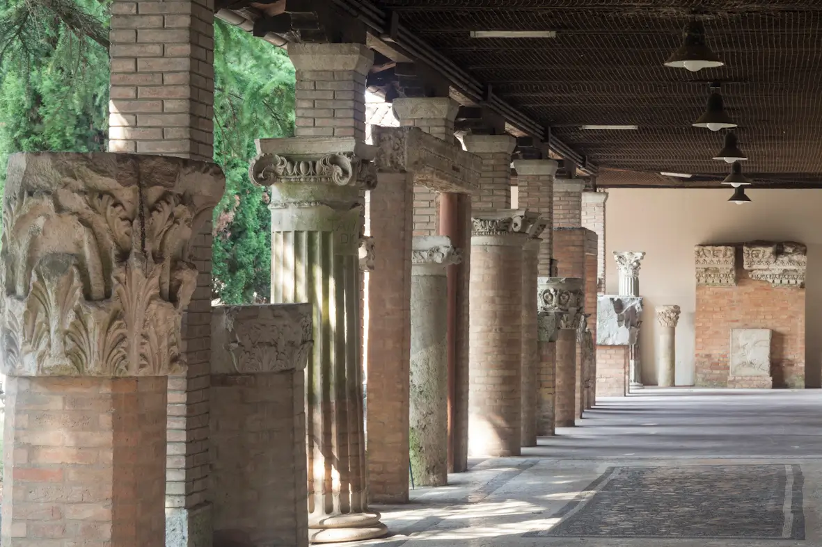 Alessandra Chemollo - Gallerie lapidarie